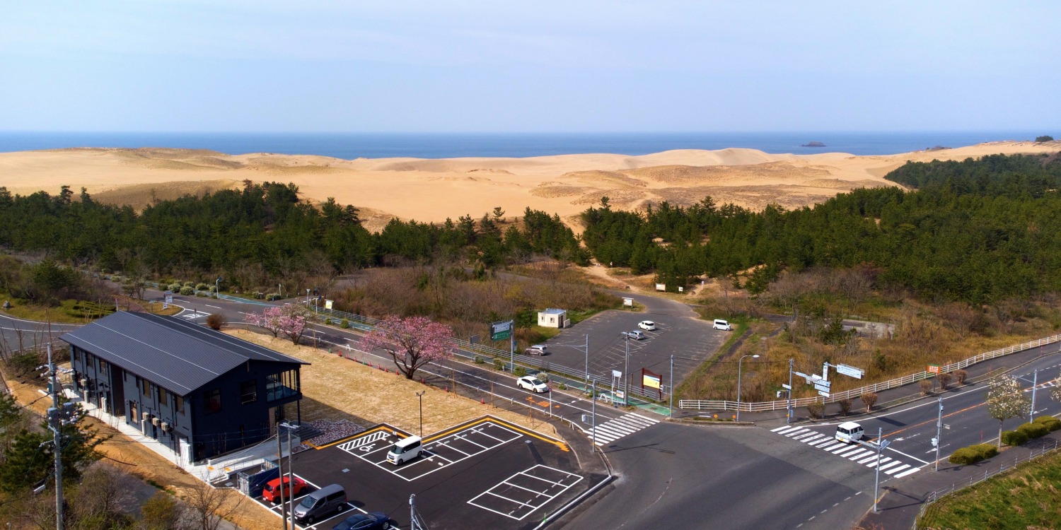 2022年5月オープン！ 鳥取砂丘を眺めながら働く『SAND BOX TOTTORI』